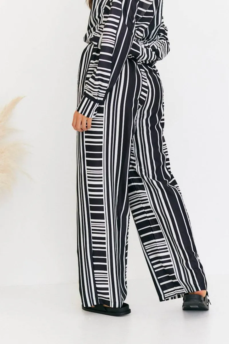 Abstract Stripe Co-Ord Trouser|In The Style Hot
