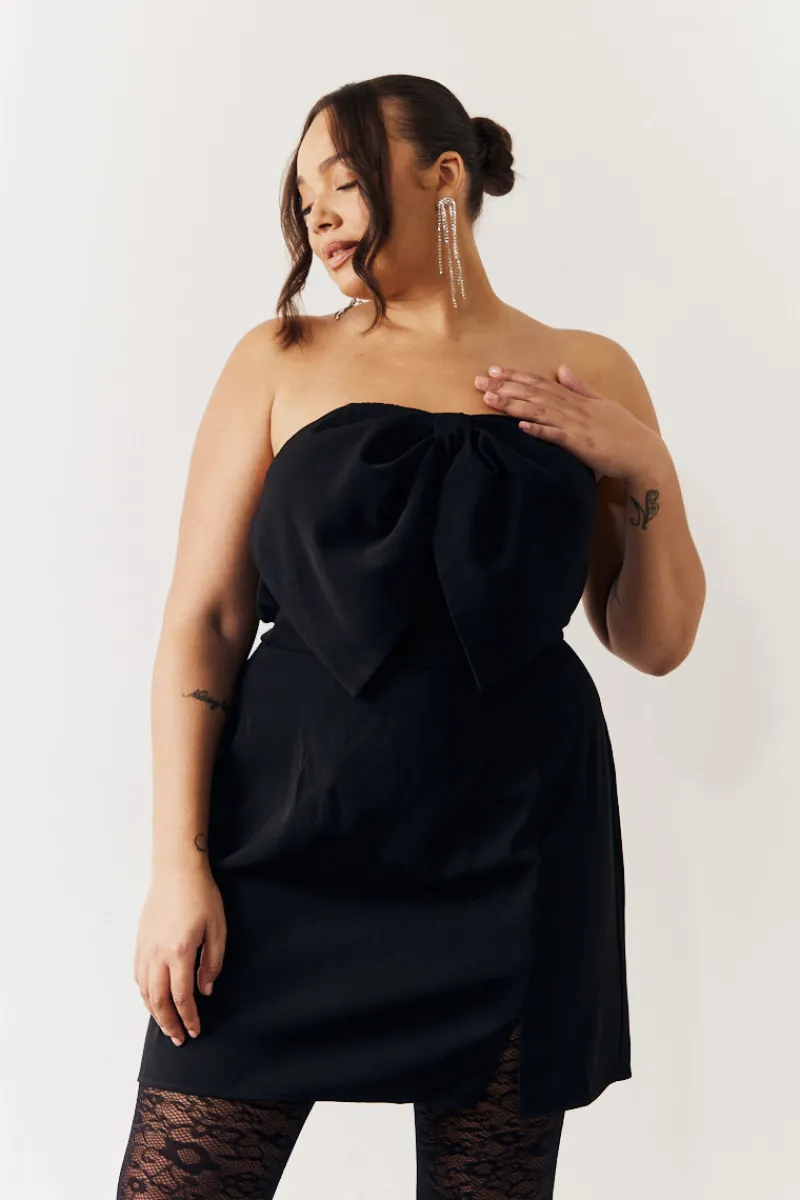 Bandeau Bow Front Split Hem Mini Dress|In the Style Outlet