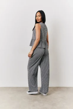 Gingham Smock Top|In The Style Online