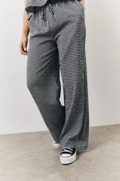 Gingham Wide Leg Trousers|In The Style New