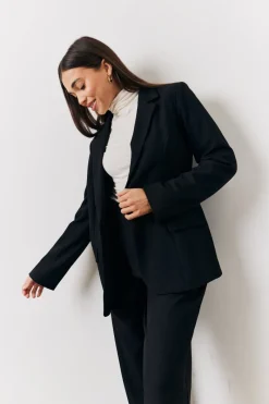 Relaxed Pocket Detail Blazer|In The Style Outlet