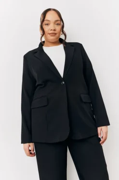 Relaxed Pocket Detail Blazer|In The Style Outlet