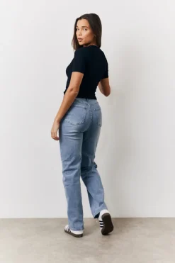 Ribbed Crew Neck Short Sleeve Top|In The Style Outlet
