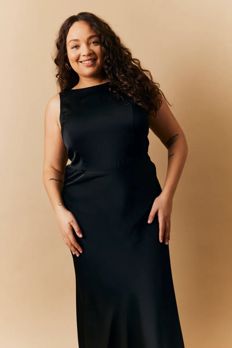 Satin Cowl Back Maxi Dress|In The Style Clearance