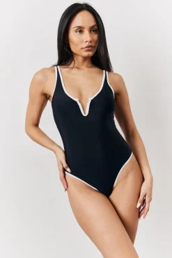 U Bar Swimsuit|Fits Hot