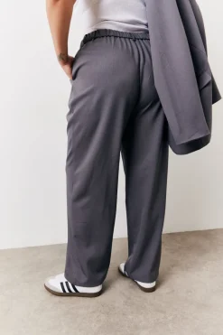 Elastic Waist Back Trouser|In The Style Discount