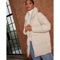 Padded Puffer Coat in Cream|CHI CHI LONDON Hot
