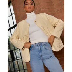 Reversible Quilted Short Jacket in Cream and Khaki|CHI CHI LONDON Hot