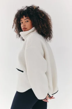 Contrast Piping Borg Lined Half Zip Up Fleece|Fits Clearance