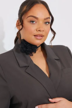 Corsage Choker|In The Style Discount
