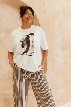 Cowboy Hat And Boots Graphic T-Shirt|In The Style