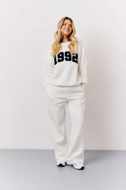 1992 Embroidered Slogan Sweatshirt|In The Style Hot