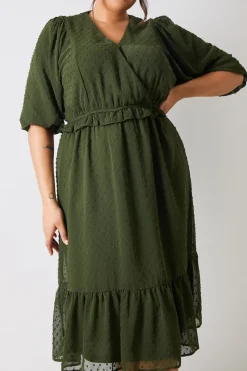 Dobby Chiffon Frill Detail Midi Dress|In the Style Clearance
