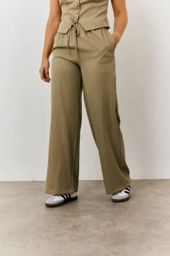 Elasticated Mid Rise Wide Leg Trouser|In The Style