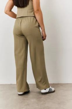 Elasticated Mid Rise Wide Leg Trouser|In The Style
