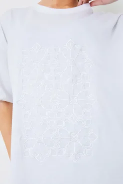 Emroidered T-Shirt|In the Style Hot