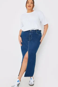 Emroidered T-Shirt|In the Style Hot