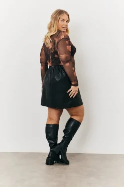 Faux Leather Skirt|In the Style Discount