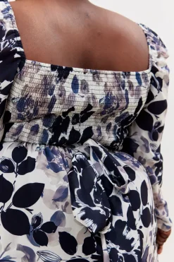 Floral Chiffon Wrap Sweetheart Mini Skater Dress|In the Style Outlet