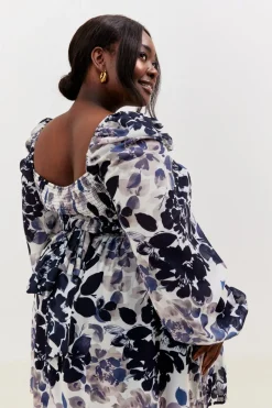 Floral Chiffon Wrap Sweetheart Mini Skater Dress|In the Style Outlet