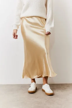 Satin Midi Skirt|In the Style Discount