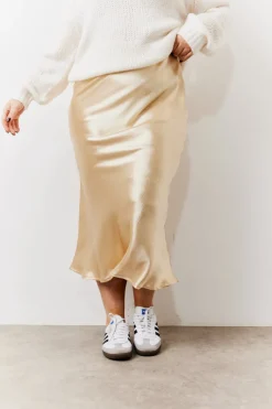 Satin Midi Skirt|In the Style Discount
