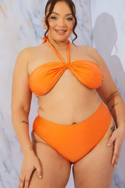 Halterneck Twist Bikini Top|In the Style