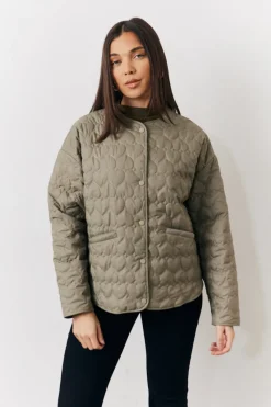 Heart Quilted Lightweight Jacket|In the Style
