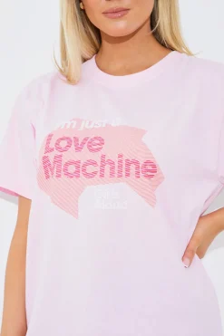 I'm Just a Love Machine' Slogan T-Shirt|In The Style Hot
