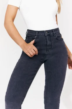 Isobelle Skinny Jean in Black|In The Style Outlet