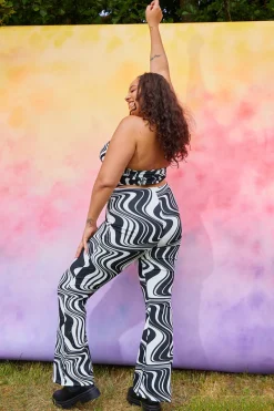 Jersey Printed Flares|In the Style Clearance