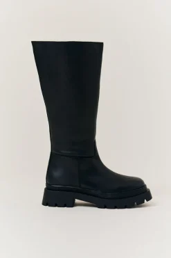 Jess Chunky Heeled High Leg Boot|In the Style