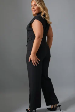 Key Hole Front Jumpsuit|In The Style Outlet