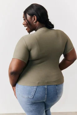 Ribbed Crew Neck Short Sleeve Top|In The Style Outlet