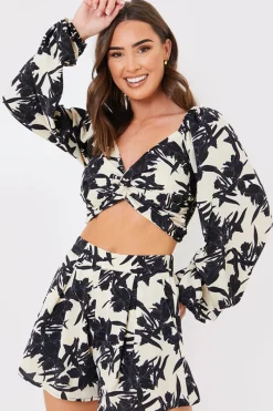 Knot Front Crop Top|In the Style Online