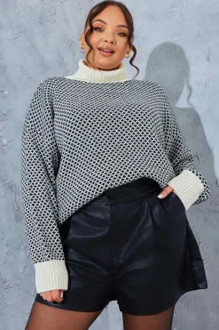 Leather Look High Waisted Boxy Shorts|In the Style Best