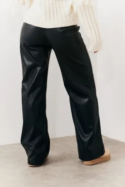 Leather Look Pintuck Detail Trousers|In the Style Hot