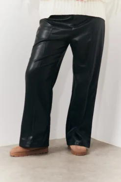 Leather Look Pintuck Detail Trousers|In the Style Hot