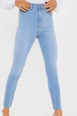 Light Wash Skinny Jeans|In the Style Online