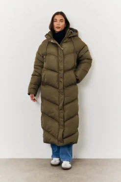 Longline Puffer Jacket|In the Style Outlet