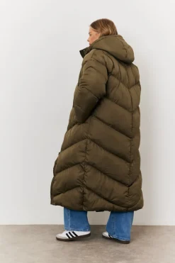 Longline Puffer Jacket|In the Style Outlet