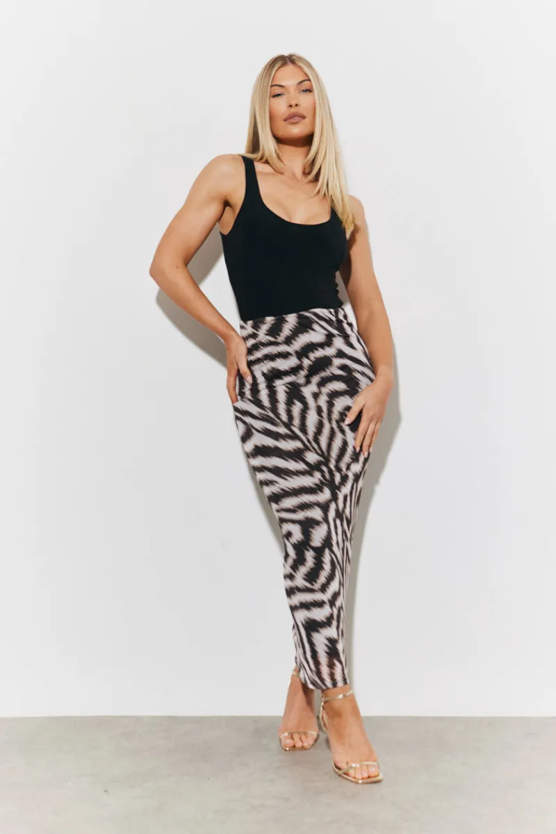 Magic Sculpting Printed Bodycon Midi Skirt|In The Style New