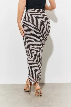 Magic Sculpting Printed Bodycon Midi Skirt|In The Style New