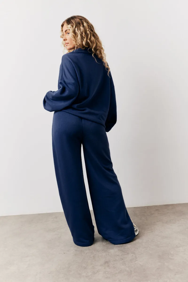 Graphic Straight Leg Co-Ord Jogger|Fits New