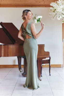Satin Twist Back Maxi Dress|In The Style Hot