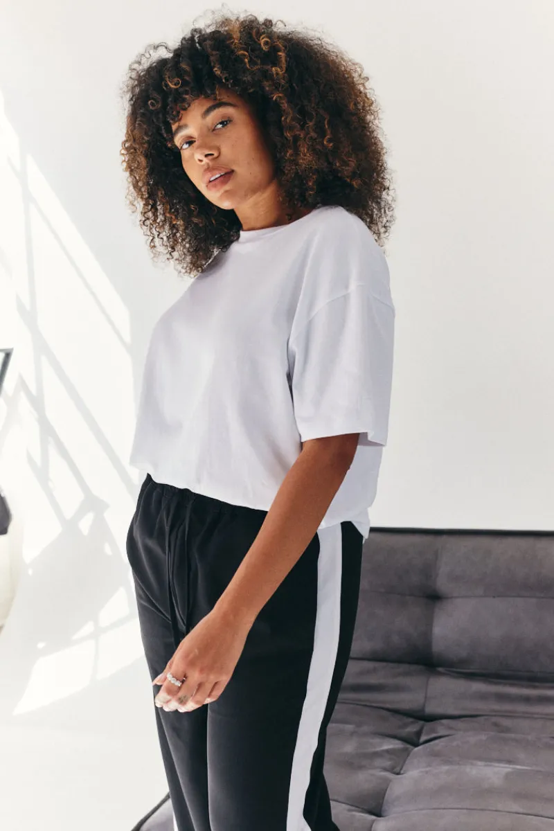Oversized Boyfriend Embroidered Sleeve T-Shirt|Fits