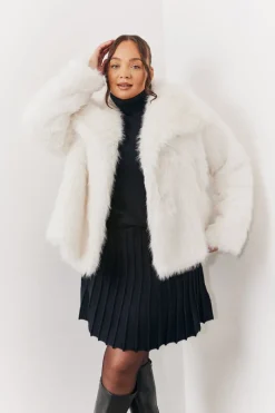 Oversized Collared Faux Fur Coat|In the Style Discount