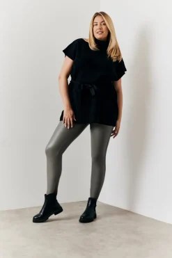 Perfect Sculpting High Waisted Leather Look Leggings|In The Style Clearance