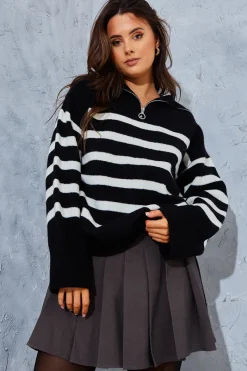 Pleated Mini Skirt|In the Style Online