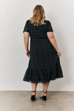 Polka Dot V Neck Puff Sleeve Midaxi Dress|In the Style Discount